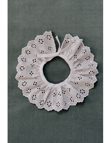 Cuello Tira Bordada Doble Flor