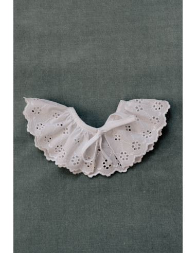 Cuello Tira Bordada Doble Flor