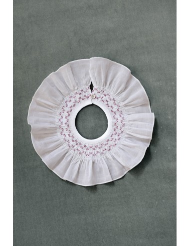 Cuello Bordado Cruces