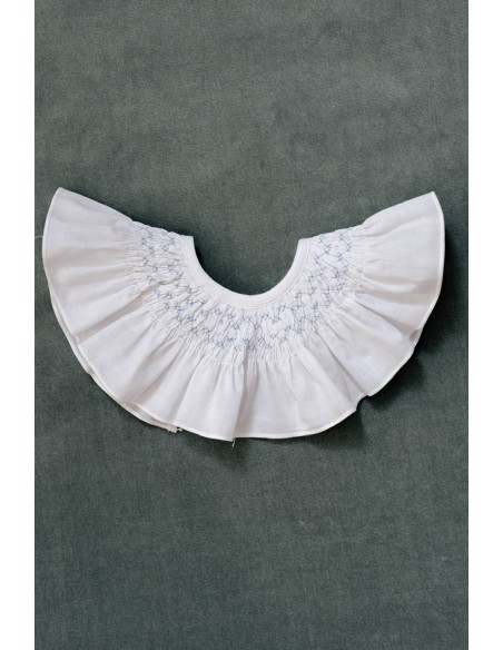 Cuello Bordado Cruces