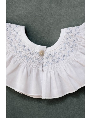 Cuello Bordado Cruces