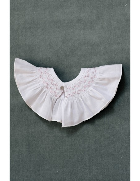 Cuello Bordado Cruces