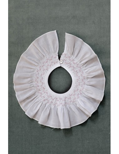 Cuello Bordado Cruces