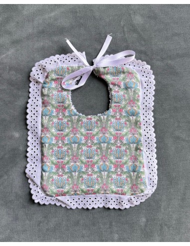 Babero Con Rizo Flores Verde Liberty