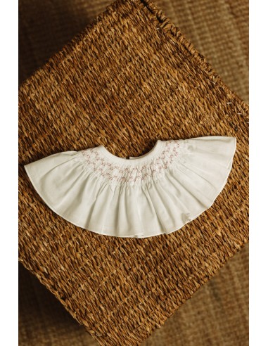 Cuello Bordado Cruces